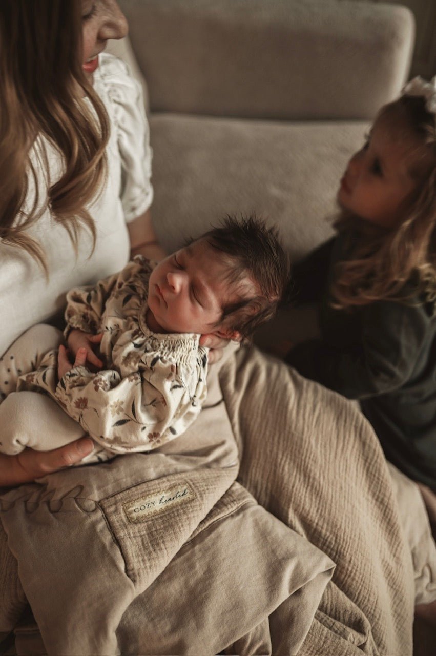 The Cozy: Organic Cotton Blanket - Cozy-hearted