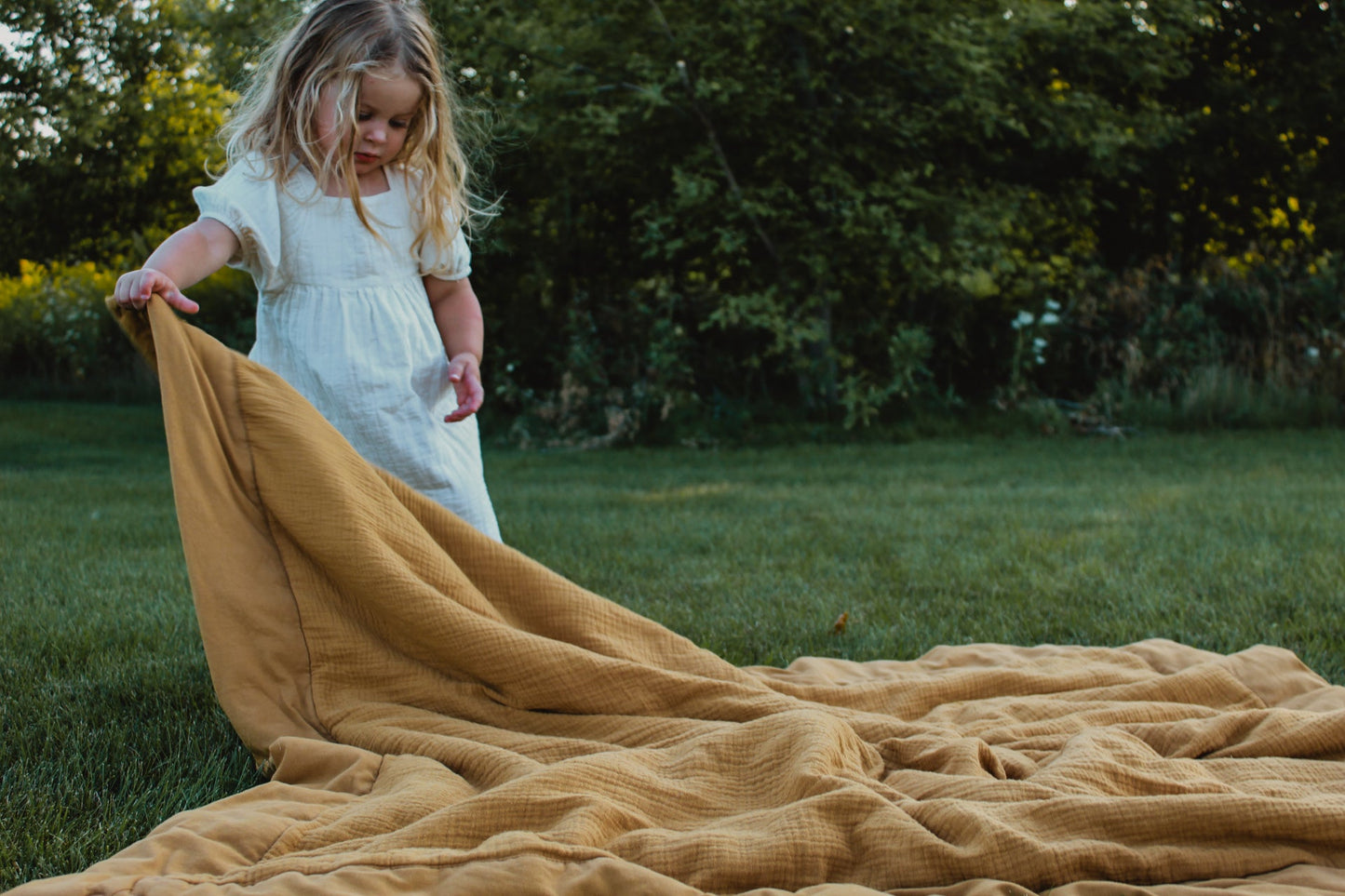 The Cozy: Organic Cotton Blanket - Cozy-hearted