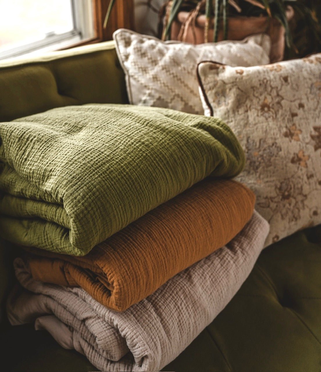 The Cozy: Organic Cotton Blanket - Cozy-hearted