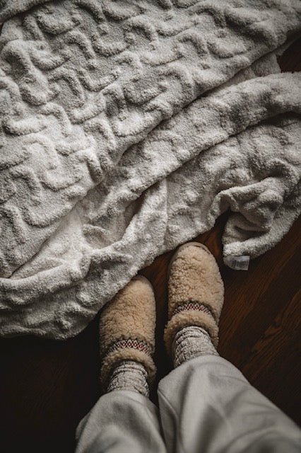The Warm-hearted: 100% Recycled Blanket - Cozy-hearted