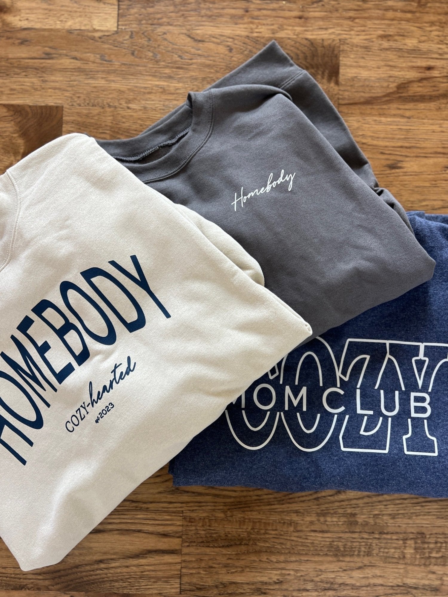 Classic Cozy Mom Crewneck - Cozy - hearted